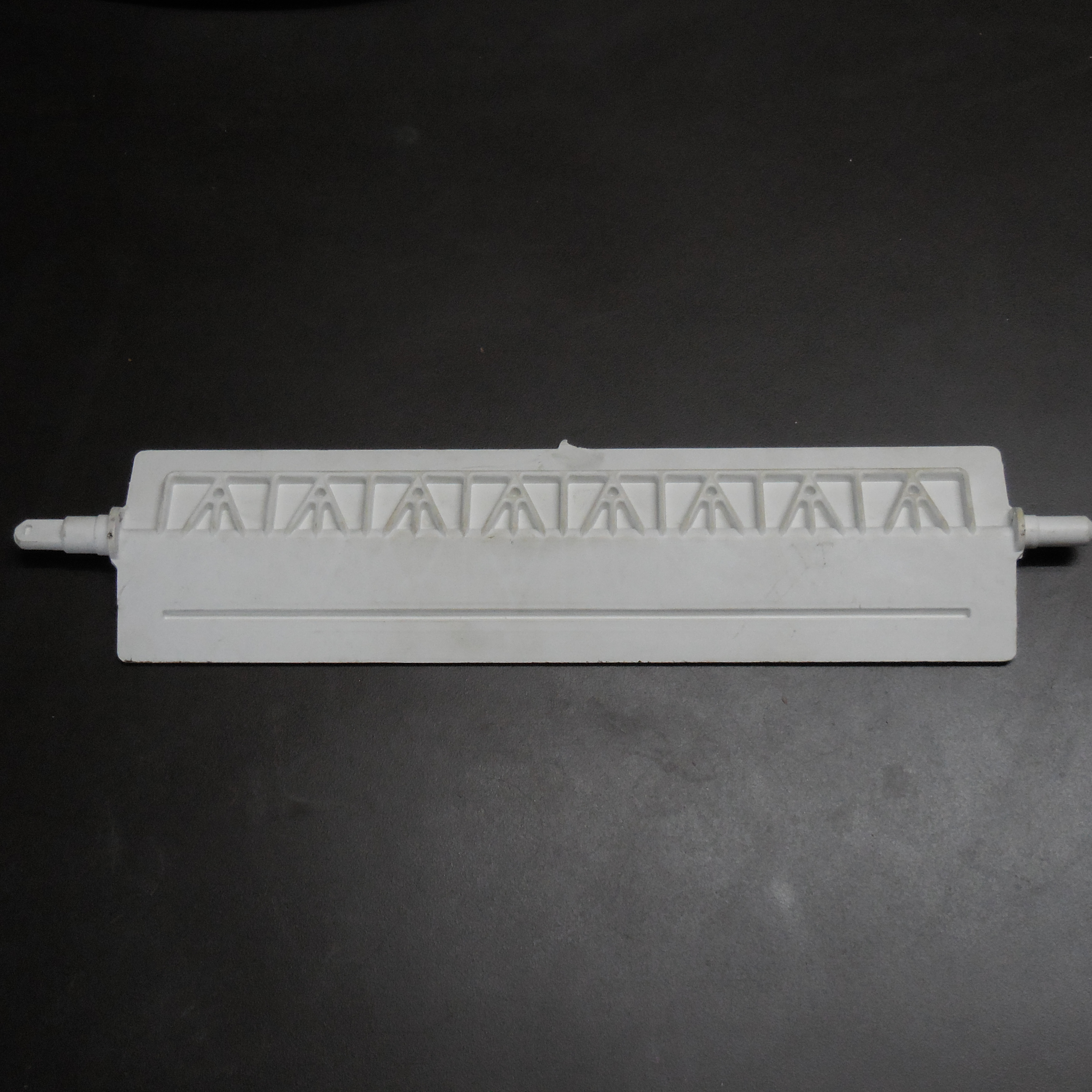 Injection Moulded Component - Polypropylene, 100mm X 50mm X 20mm , Matte White Finish With +/- 0.5mm Tolerance