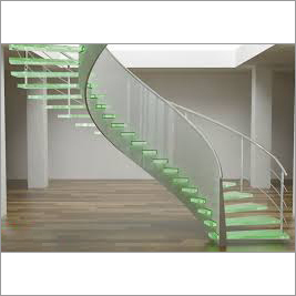 धातु की स्पायरल सीढ़ियों के रेलिंग