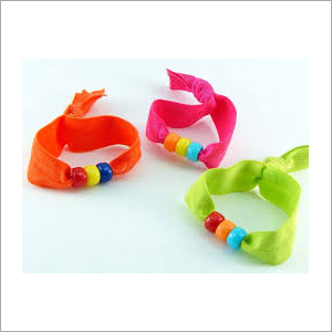 रंगीन इलास्टिक हेयर टाई