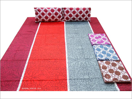 कढ़ाई वाले बेड शीट्स