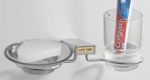 ग्लास होल्डर के साथ सोप डिश