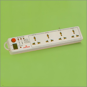 4 Universal Socket