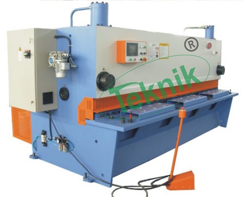 Hydraulic Guillotine - Automation Grade: Automatic