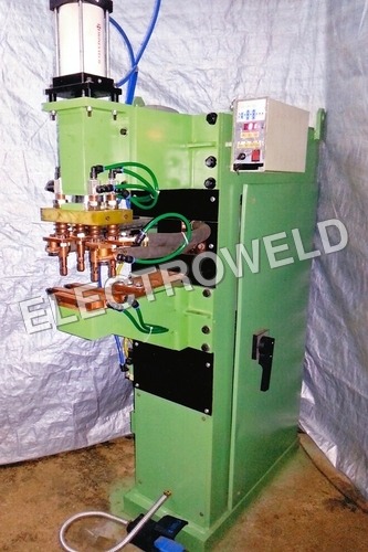 चार हेड स्पॉट वेल्डर