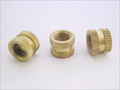 पीतल के गोल इनसर्ट नट