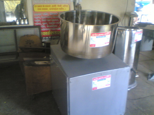 Silver And Blue Malli Machine