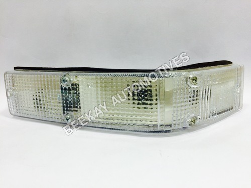 व्हाइट साइड इंडिकेटर ऑलविन निसान