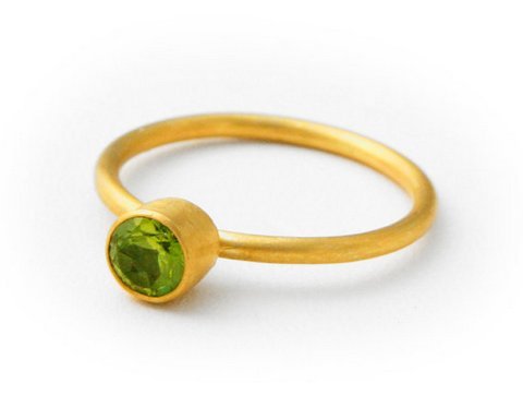 Round Peridot Gemstone Ring