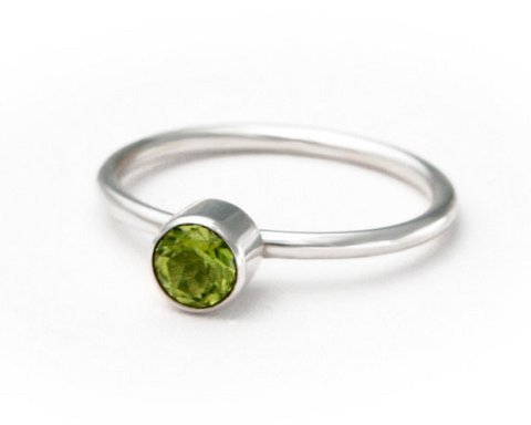 Round Peridot Gemstone Ring