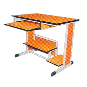 कम्प्युटर की मेज़