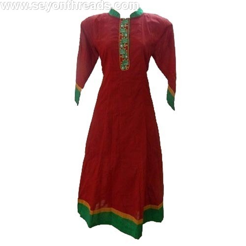 लंबी आस्तीन वाली अनारकली कुर्ती