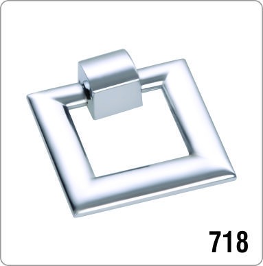 डिजाइनर डोर कडी