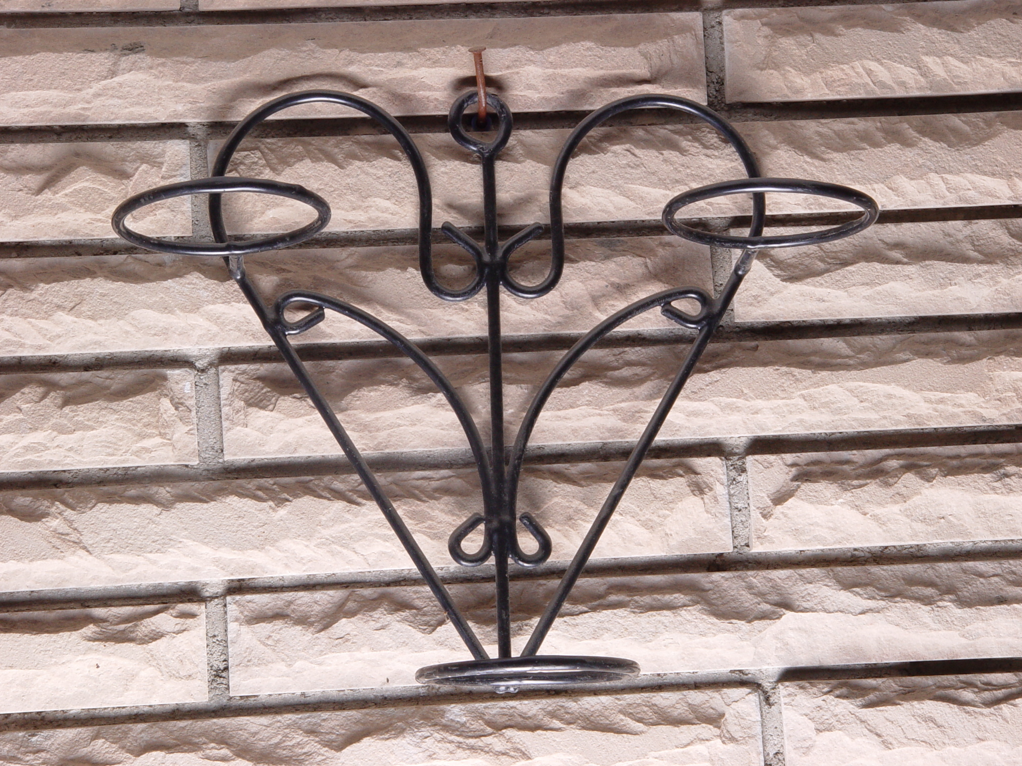 Three Plant Pot Stand