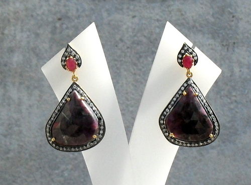Ruby & Diamond Gemstone Victorian Earring Gender: Women