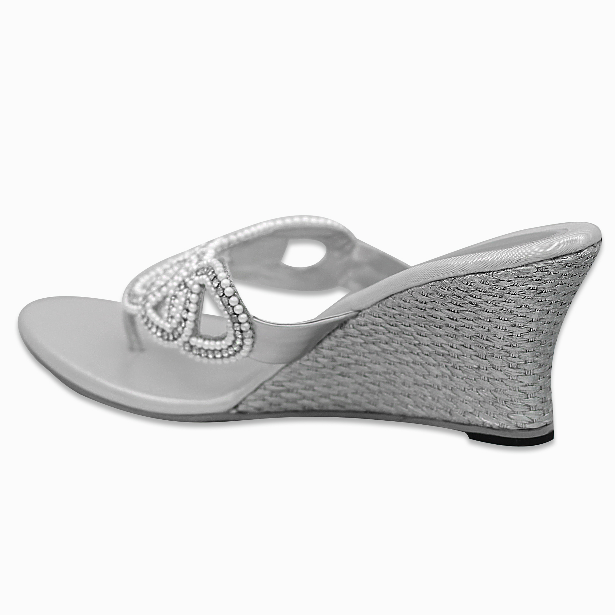 Handmade Designer Silver Sandal With Crystal