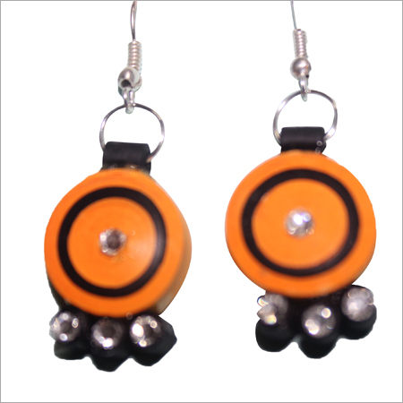 लड़कियों के बालियां