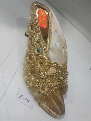 डिजाइनर वेजेज लेडीज फुटवियर