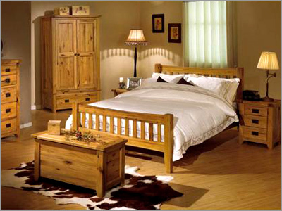 लकड़ी का बेडरूम फर्नीचर