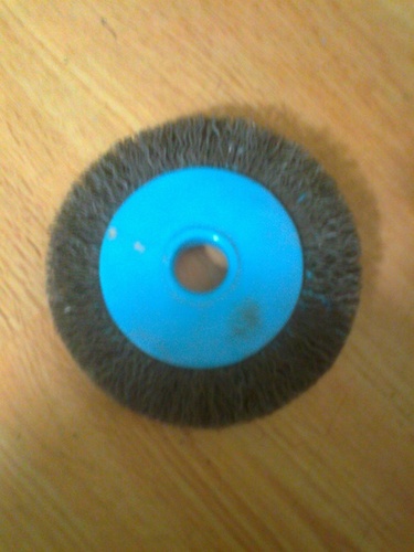 INDUSTRIAL WIRE BRUSHES