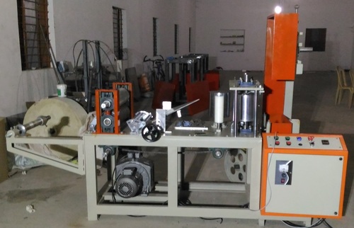 Automatic Tissue Napkin Making Machine - 500-600 Pcs/Min , Stainless Steel Construction , 1200mm Raw Paper Diameter , 3KW Power , 135mm Folding Size