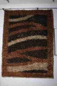 शैगी डोरी कालीन