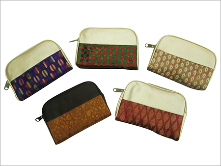 आभूषण पैकिंग पर्स सेट चार पीस