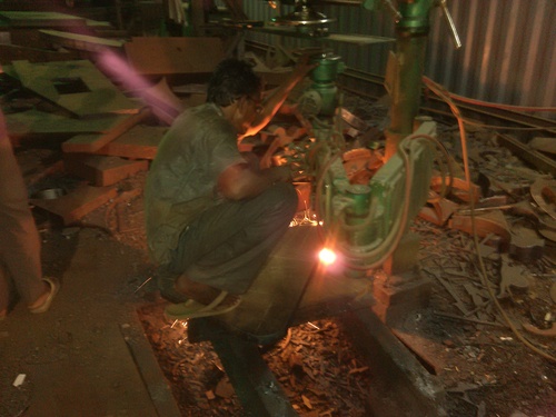 CNC प्रोफाइल कटिंग सेवाएँ