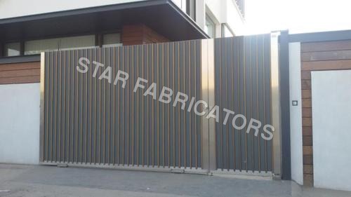 औद्योगिक लकड़ी और एल्यूमीनियम गेट