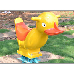 पक्षी की मूर्ति