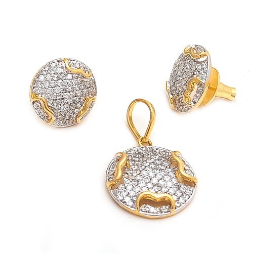 Ad Pendant Set Gender: Women