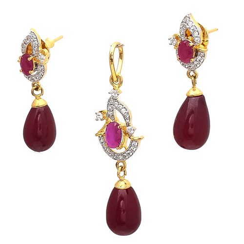 Designer Artificial Pendant Set Gender: Women