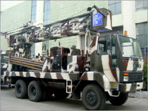 Hydraulically Operated Truck
