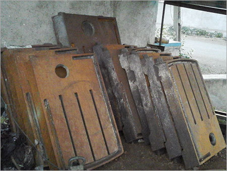 निवेश कास्टिंग्स