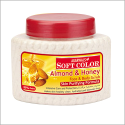 बादाम शहद चेहरा स्क्रब