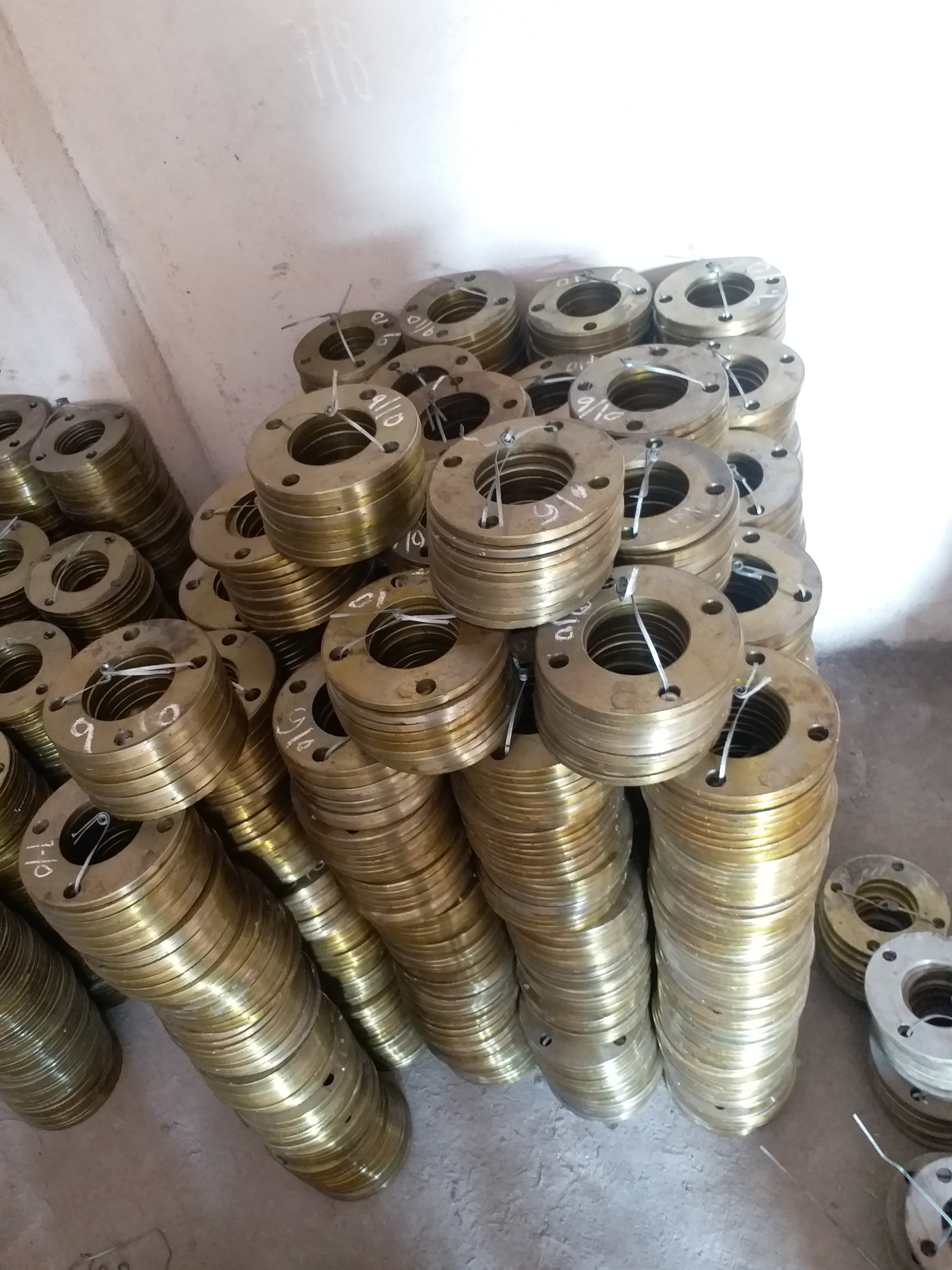 डी टेबल एमएस फ्लेंज