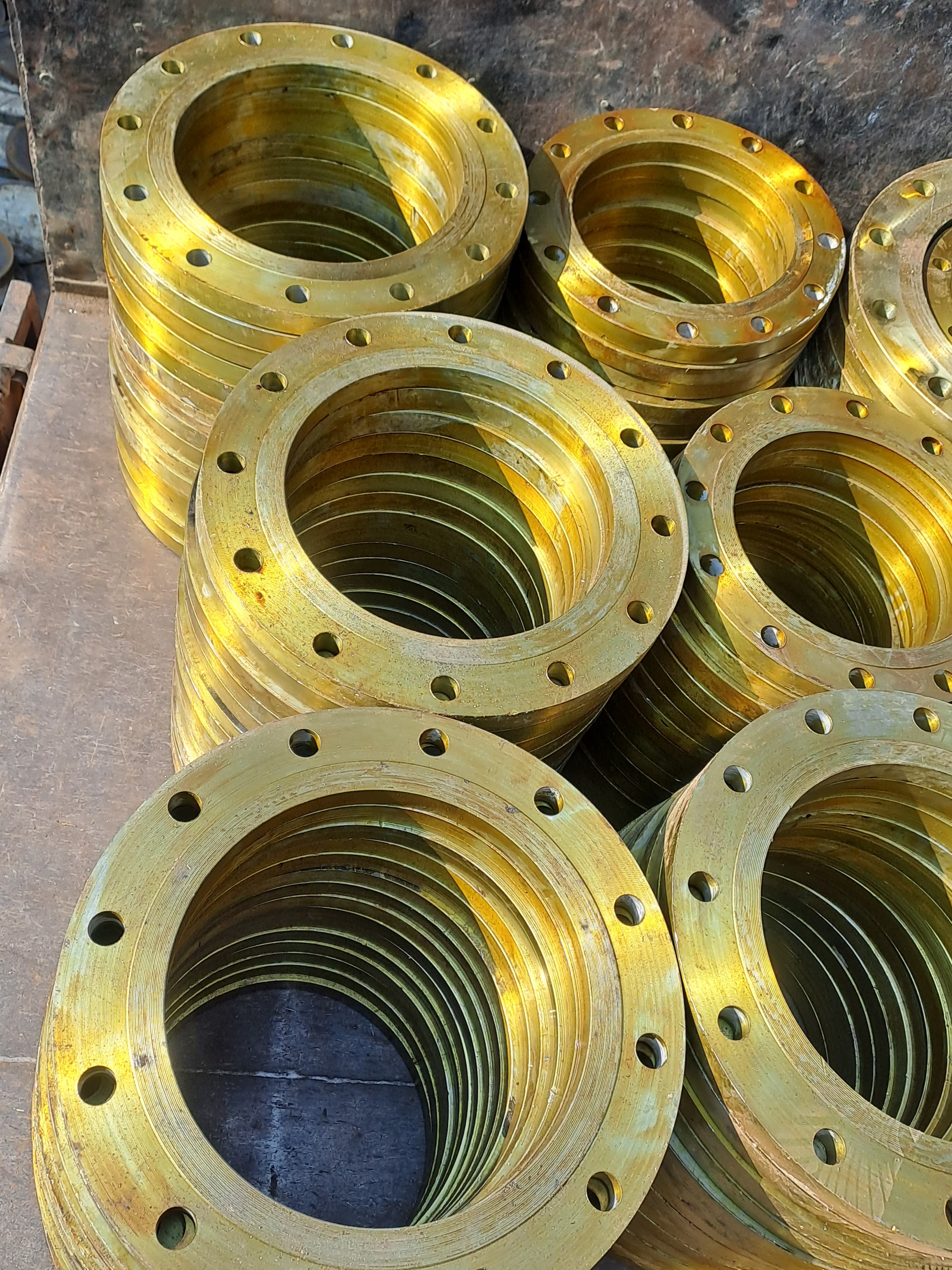 Industrial Flanges - High-Quality Steel, Heavy-Duty Durability | Ideal for Piping Systems, Corrosion Resistance, Precision Machining