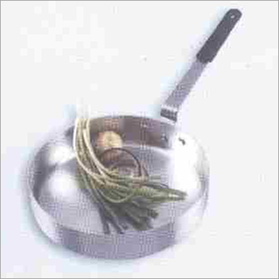 एल्यूमिनियम तलने का पैन भारी आधार के साथ