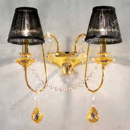 कांच की दीवार का लैंप