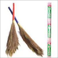 घास की झाड़ू