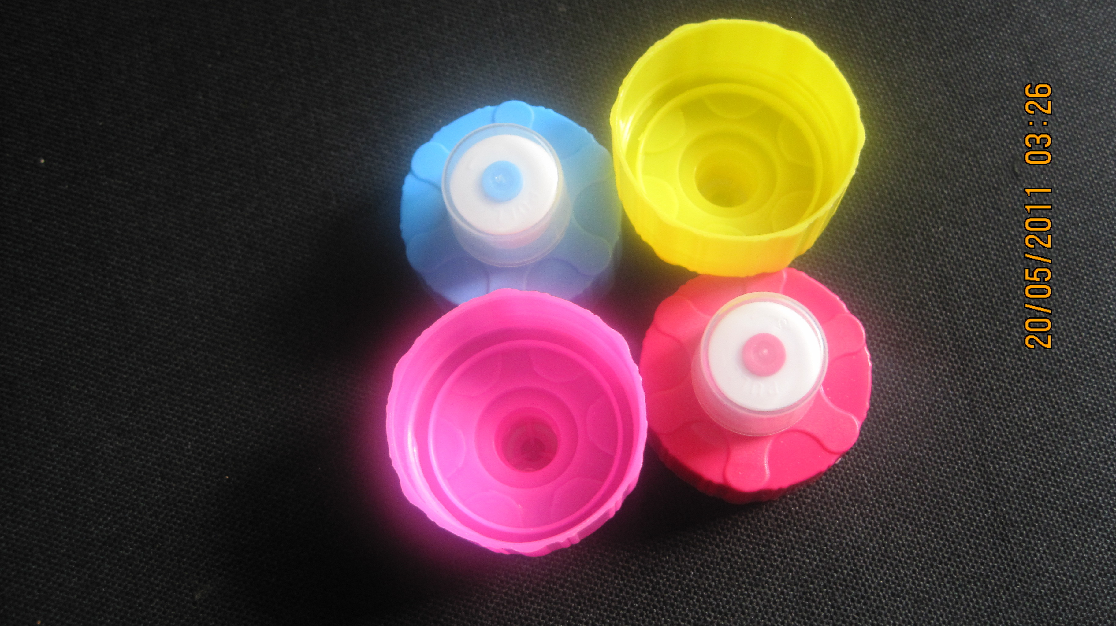 Push Pull Bottle Cap