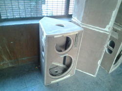 Speaker Box - Wood, 18 x 12 x 10 inches , 12-Inch Size, 200 Watts Power Handling, 8 Ohms Impedance, 40Hz - 20kHz Frequency Response