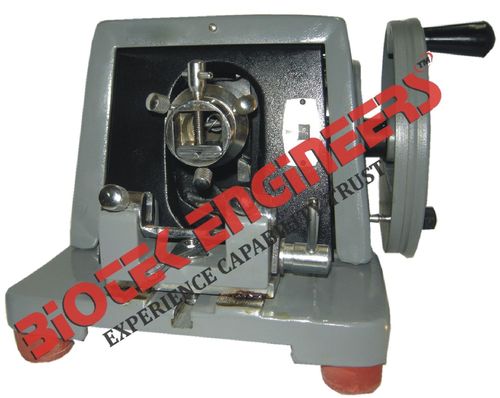 घूर्णन वरिष्ठ माइक्रोटोम