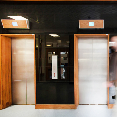 स्वचालित लिफ्ट