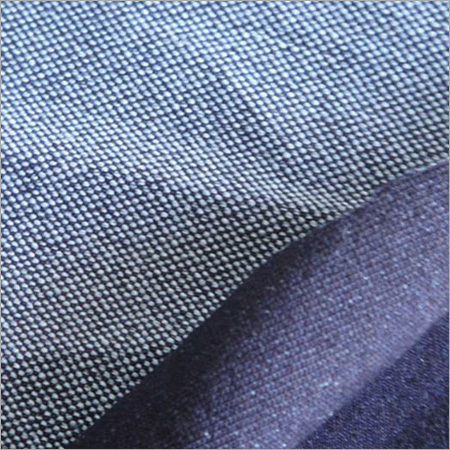 इंडिगो रंगीन बुनाई