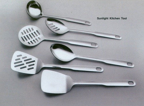 सूरज की रोशनी किचन स्किमर सेट