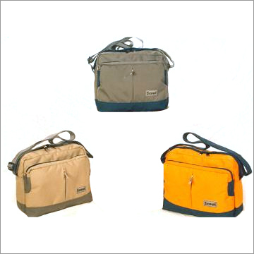 लैपटॉप स्लिंग बैग