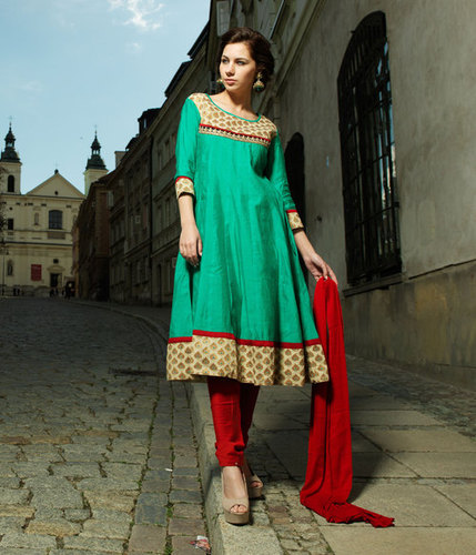 फैशनेबल अनारकली सूट