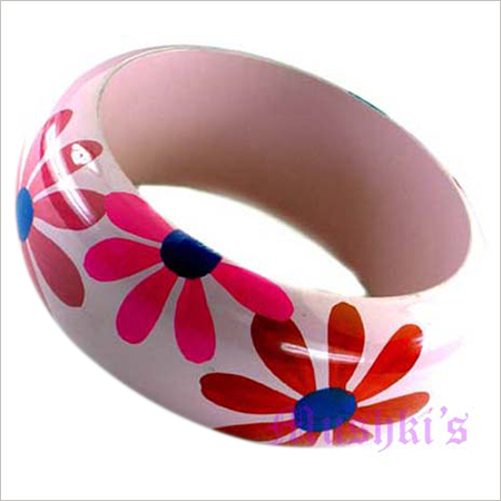 Antique Designer Painted Wooden Bangles Diameter: 65 Millimeter (Mm)