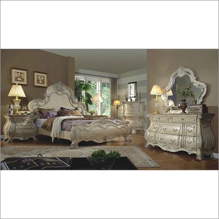 एंटीक व्हाइट बेडरूम फर्नीचर सेट