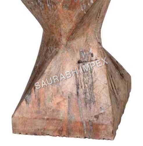 प्राचीन फर्नीचर - ढाला हुआ भाग